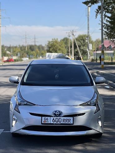 Toyota Prius: 2017 г., 1.8 л, Вариатор, Гибрид, Лифтбек