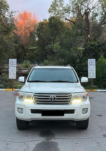 lend cruizer: Toyota Land Cruiser: 2013 г., 4.6 л, Автомат, Бензин, Внедорожник — 1