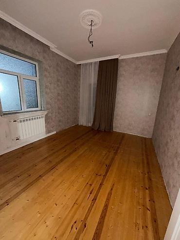 oguz ev: Bineqedi cume mescidinden iceri 4 otaq heyet evi 400 manata esyasiz — 2