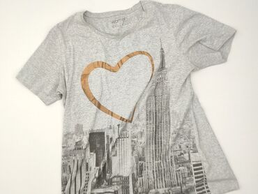 Woman, Women`s T-shirt, size 3XL (EU 46)