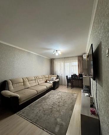 кввртиру: 3 комнаты, 58 м², 10 мкр 104 серия, 4 этаж, Свежий ремонт — 1