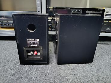 Zvučnici i stereo sistemi: Yamaha NS-BP 150 dvosistemci basevi 5 incha sa gumenim vesanjem bas — 5