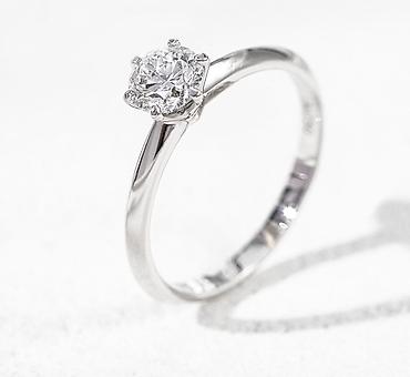 Украшения с бриллиантами: 💍 Кольцо из белого золота 750 пробы с лабораторными бриллиантами • — 1