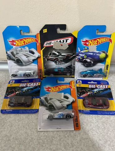 Avtomobil modelləri: Masaüstü kolleksiya üçün metal avtomobil modeli - Korpus: metaldan — 6