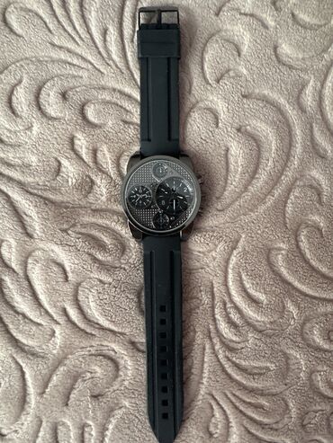 elektron saatlar: Новый, Наручные часы, цвет - Черный