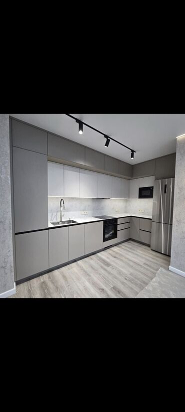 Sifarişlə mətbəx mebeli: Sifarişlə mətbəx dəsti, Özü çəkən petlələr, Sadə laminat, Kredit yoxdur, Pulsuz çatdırılma — 10