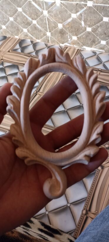 Mebel ustaları: Taxta isleri hər növ matrealdan qapı pilləkən mebel stol ve yataq — 21