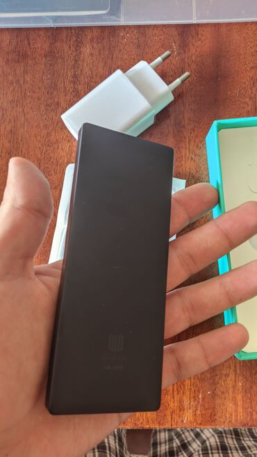 Digər mobil telefonlar: Hec bir problemi yoxdur android telefondur. herbi ucun serfeli
