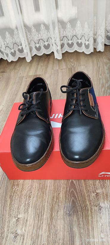 Кроссовки и спортивная обувь: Кроссовки Warrior - Размер: 41 - Цена на фото: 2500 сом - Цвет — 12