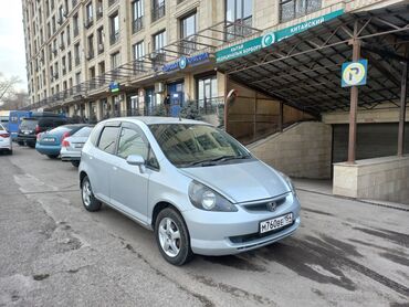 Honda: Honda Fit: 2001 г., 1.3 л, Вариатор, Бензин, Хэтчбэк