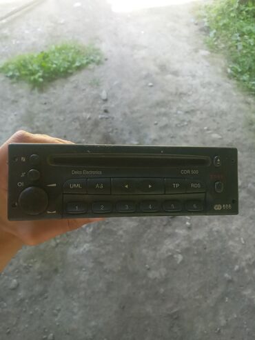 Digər aksesuarlar: Delco Electronics CDR 500 işləkdir
