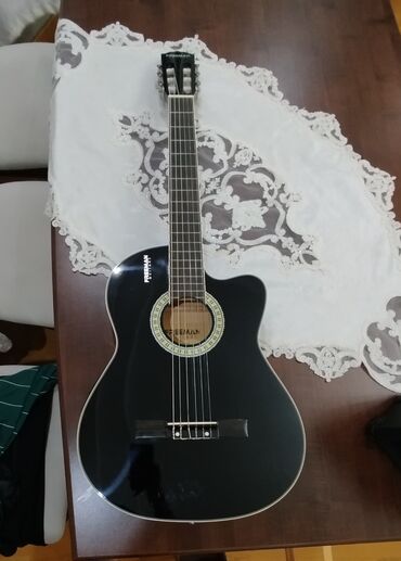 Sintezatorlar: Akustik gitara, Akkord, 12 sim, Yeni, Ünvandan götürmə