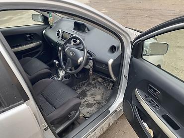 Toyota: Toyota ist: 2003 г., 1.3 л, Автомат, Бензин, Хэтчбэк — 8