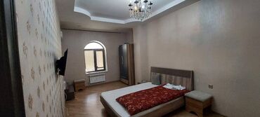 Mənzil kirayələyirəm: 3 otaqlı, 115 kv. m — 10