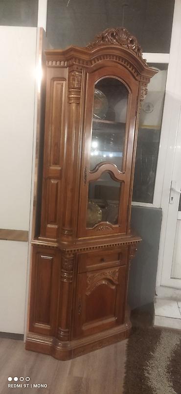 Bufetlər: Klassik dizaynlı bürüncoyunlu bufet-vitrin - Material: Təbiət ağacdan — 2