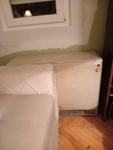 Setovi stolova i stolica: Termo pec, orman240/150/60, sporet (ispravan), sto sa cetiri stolice — 9