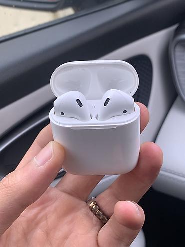 airpods orjinal: Airpods 1ci versiyadir originaldir gelib yoxluya bilersiz yaxsi — 2