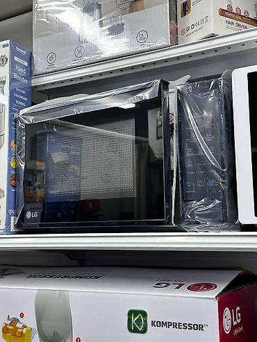 Микроволновая печь LG, электронное управление - Объём камеры: около