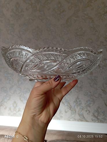 salat qablari: Kəsim naxışlı şüşə meyvə qabı - Material: qalın, şəffaf şüşə - — 1