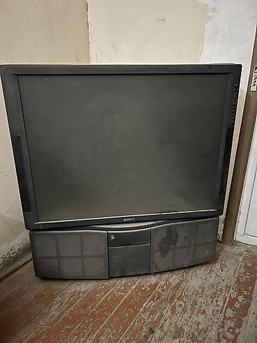 120 ekran: Sony arxa proyeksiya televizoru - Ekran: təxmini 50–60 düym geniş — 1