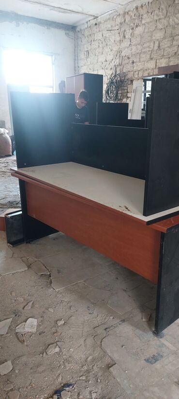 Digər ofis ləvazimatları: Ofis mebelləri satıram — 12