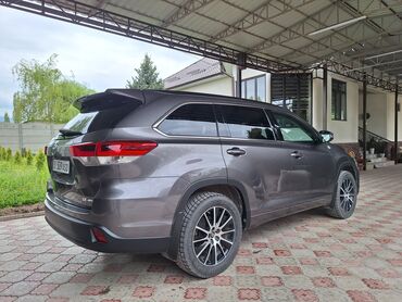 Toyota: Toyota Highlander: 2018 г., 3.5 л, Автомат, Бензин, Кроссовер — 5