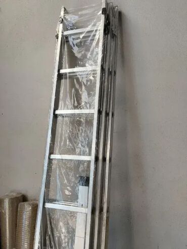 Baštenski alati i oprema: Merdevine 3-7 13.500 din — 3