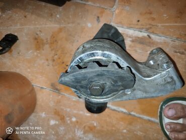 Двигатели, моторы и ГБЦ: Дизельный мотор Mitsubishi 2003 г., 1.9 л, Б/у, Оригинал — 20