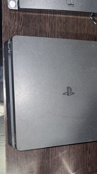 сколька стоит плейстейшен 5: Продается Playstation 4 slim 500гб с двумя джойстиками