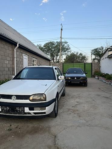 балон кышкы: Volkswagen Golf: 1992 г., 1.8 л, Кол менен иштөөчү, Бензин, Хетчбек — 4