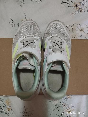 Patike: Obuća dečija i igračke nošene možete dodji videti lično preuzimanje — 7