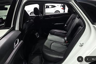 авто гаджеты: Kia K5: 2022 г., Гибрид, Седан — 6
