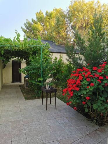 Uzunmüddətli kirayə evlər: 212 kv. m, 4 otaqlı, Kanalizasiya, Kombi, Qaz -da lalafo.az — 16 Uzunmüddətli kirayə evlər: 212 kv. m, 4 otaqlı, Kanalizasiya, Kombi, Qaz — 16