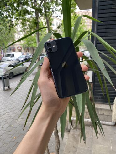 Apple iPhone: IPhone 11, 64 GB, Qara, Face ID