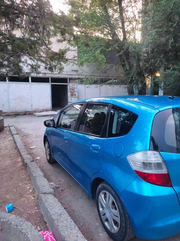 опель вектра с: Honda Jazz: 2009 г., 1.3 л, Механика, Бензин, Седан