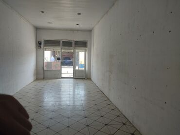 Kommersiya daşınmaz əmlakının satışı: Ramana sovxozda,super yerde, astanovkada, yol qiraginda 5 obyektden ve — 12