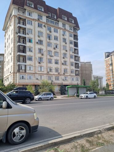 недостроенные дома в бишкеке: Продаю Офис 70 м², Без мебели, Многоэтажное здание, 1 этаж
