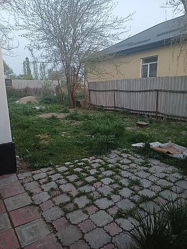 Продажа коттеджей и домов: Срочно продаю дом.Адрес: Новопокровка.Ул: Манаса 40А.3х комната и — 6