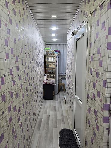 Квартиры: 2 otaqlı mənzil – 3 otaga düzelme - Plan: dəhliz, geniş qonaq otağı — 6