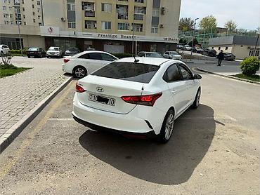 5 1: Hyundai Accent: 1.6 l | 2021 il Sedan — 3