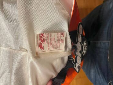 Pantalone: Pantalone su bukvalno nove,bez tragova nosenja — 18