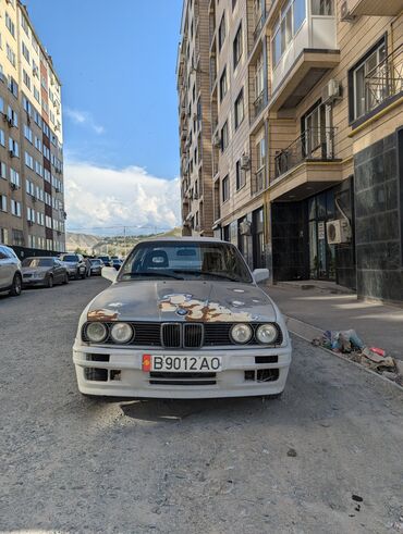 дверные обшивки бмв: BMW 3 series: 1987 г., 2.5 л, Механика, Бензин, Седан