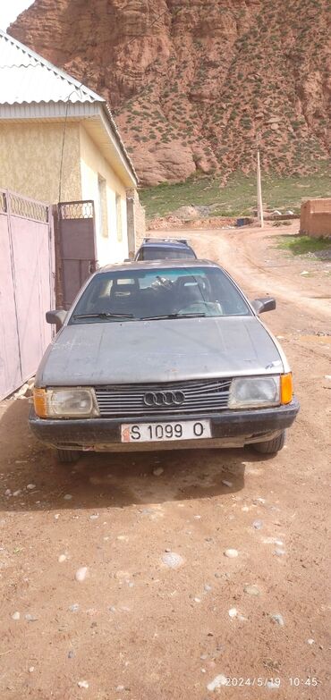 аудй 100: Audi 100: 1986 г., 1.8 л, Механика, Бензин, Седан