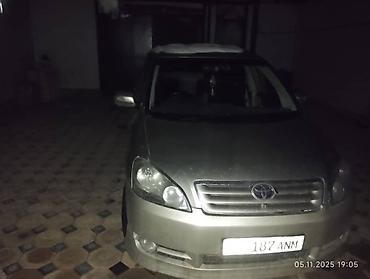 Панели, обшивки: Центральная консоль Toyota — 10