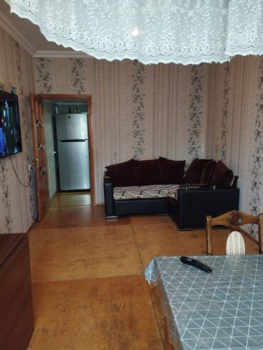 Köhnə tikili: Bakı, 3 otaqlı, Köhnə tikili, m. Əhmədli, 80 kv. m — 3