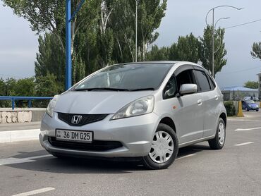 Honda: Honda Fit: 2008 г., 1.5 л, Вариатор, Бензин, Хэтчбэк