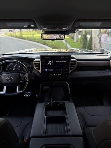 секвойя: Toyota Sequoia: 2024 г., 3.4 л, Бензин, Пикап — 7
