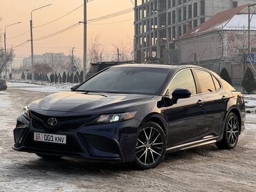 Toyota: Toyota Camry: 2021 г., 2.5 л, Автомат, Бензин, Седан