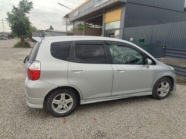 хонда сивик леви руль автамат хежибек серебристый: Honda Fit: 2002 г., 1.3 л, Автомат, Бензин, Хетчбек