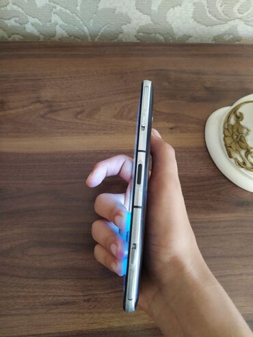 samsung s3550 shark slider: Xiaomi Black Shark 4, 128 GB, rəng - Qara, 
 Barmaq izi